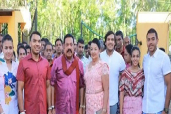 சஜித்தை விடவும் எதிர்க்கட்சித்தலைவராக சிறப்பாக நடிக்கும் நாமல்: அமைச்சர் லால்காந்த கிண்டல் | Namal Playing Opposition Leader Better Than Sajith
