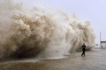 வெறும் 30 நாட்களுக்குள்... ஐந்தாவது முறையாக மிகப்பெரிய புயலை எதிர்கொள்ளவிருக்கும் ஆசிய நாடு