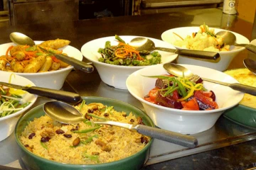 நாடாளுமன்ற ஊழியர்களின் உணவுக் கட்டணம் அதிகரிப்பு