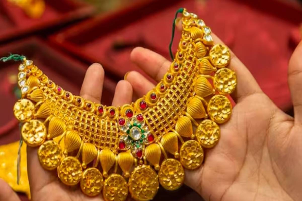 இரண்டே நாட்களில் 10 ஆயிரம் வரை உயர்ந்த தங்க விலை - இன்று பதிவாகியுள்ள புதிய நிலவரம் | Today Gold Rate In Sri Lanka இரண்டே நாட்களில் 10 ஆயிரம் வரை உயர்ந்த தங்க விலை - இன்று பதிவாகியுள்ள புதிய நிலவரம் | Today Gold Rate In Sri Lanka