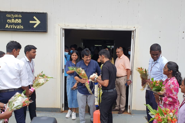 யாழிற்கு வருகை தந்த பிரபல பாடகர் ஸ்ரீநிவாஸ் | Famous Singer Srinivas Visits Jaffna