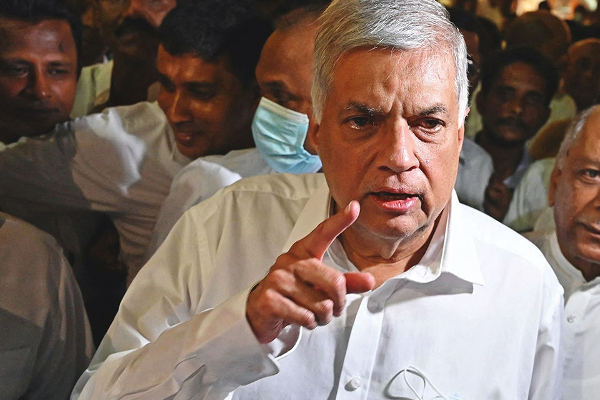 “விடுதலைப் புலிகளின் தலைவரை போன்று செயற்படுகின்றனர்”! உடனடி தடை தொடர்பில் ஜனாதிபதியின் அறிவிப்பு | The President Ordered A Ban “விடுதலைப் புலிகளின் தலைவரை போன்று செயற்படுகின்றனர்”! உடனடி தடை தொடர்பில் ஜனாதிபதியின் அறிவிப்பு | The President Ordered A Ban