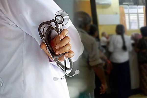 தொடர் தொழிற்சங்க போராட்டத்தில் குதிக்கும் அரச வைத்தியர்கள்! | Doctors Union Protests Nationwide From Tomorrow தொடர் தொழிற்சங்க போராட்டத்தில் குதிக்கும் அரச வைத்தியர்கள்! | Doctors Union Protests Nationwide From Tomorrow