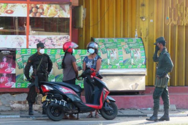 அம்பாறையில் திடீரென இறங்கியுள்ள முப்படை மற்றும் பொலிஸார்! | Troops And Police Suddenly Land In Ampara