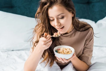 தினமும் ஓட்ஸ் சாப்பிடுபவரா நீங்கள்? பக்க விளைவுகள் தெரியுமா?