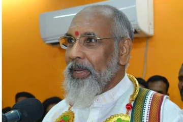 சிங்கள பெரும்பான்மையின் அரசாங்கமே இன ரீதியான ஆட்சி செய்கிறது: யாழ்.பல்கலை மாணவரின் கேள்விக்கு விக்கி பதில்!