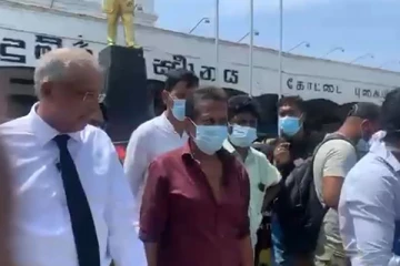 கொழும்பின் முக்கிய பகுதியில் குவிந்த தமிழ் அரசியல் முக்கியஸ்தர்கள், பெருந்திரளான மக்கள் (Video)