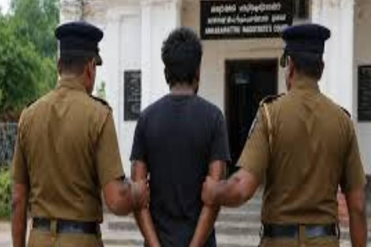 மிஹிந்தலை பொலிஸ் நிலையத்திலிருந்த சந்தேகநபர்கள் தப்பியோட்டம் | Suspects Escape From Mihintale Police Station