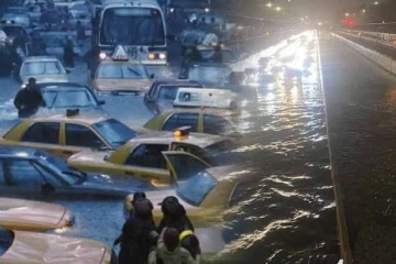 இடா புயலில் சிக்கி பரிதாபமாக உயிரிழந்த இரு இந்திய வம்சாவளியினர்