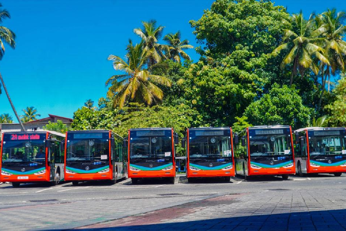இன்று முதல் நாட்டில் தாழ் தள பேருந்து சேவை | Low Floor Bus Service Begins In Srilanka Starting