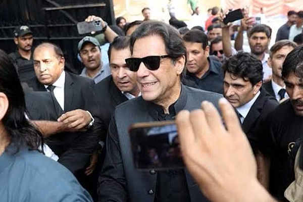 இம்ரான் கான் கைது சட்ட விரோதம்; விடுதலை செய்யுங்கள் - கொந்தளித்த நீதிமன்றம் | Imran Khans Arrest Was Illegal Supreme Court