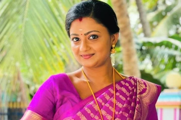 சிறகடிக்க ஆசை மீனாவா இது? சுத்தமாக மேக்கப் இல்லாமல் எப்படி இருக்கிறார் பாருங்க