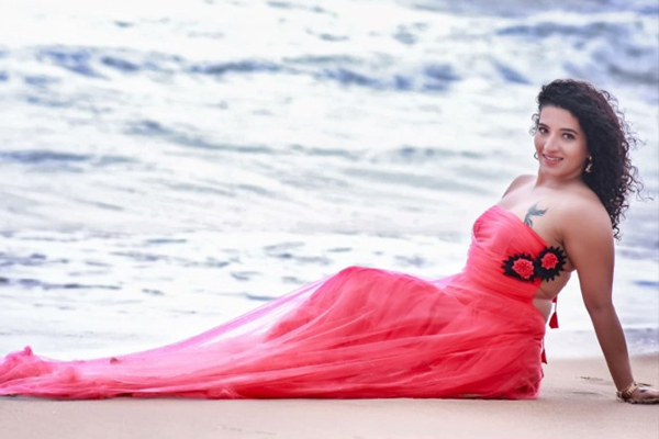 பிக்பாஸ் கெமியா இது? பாவடை தாவணியில் வெளியிட்ட அசத்தல் புகைப்படம் | Bigg Boss 9 Kemi Latest Photos Viral பிக்பாஸ் கெமியா இது? பாவடை தாவணியில் வெளியிட்ட அசத்தல் புகைப்படம் | Bigg Boss 9 Kemi Latest Photos Viral