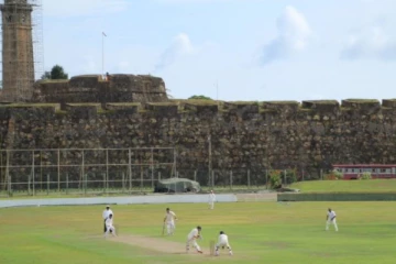 සුපිරි ක්‍රීඩක ෂේන් වෝන්ගේ පවුලේ සාමාජිකයින් ලංකාවට පැමිණෙයි