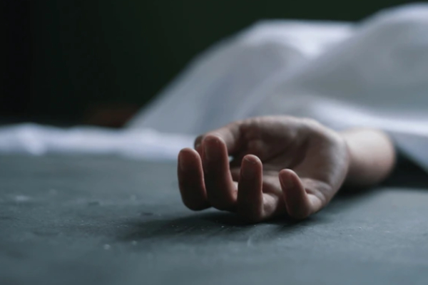 மோட்டார் சைக்கிள் விபத்தில் இரு பிள்ளைகளின் தந்தை பலி | Collision Between Tiller And Motorcycle One Killed