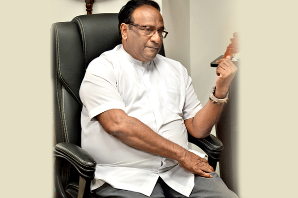 திலீபனின் நினைவேந்தல் நிகழ்வுகள் இரத்தக்களரியை ஏற்படுத்தும்: மிரட்டும் சரத் வீரசேகர | Dileepans Be Bloody Sarath Weerasekara Threatens