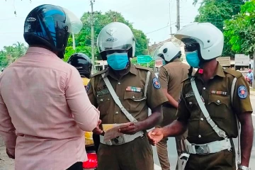 காவல்துறையினரின் விசேட சோதனை! 100இற்கும் மேற்பட்டோர் சிக்கினர் (காணொளி)