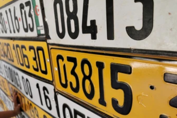 வாகன இலக்க தகடுகள் விநியோகம் தொடர்பில் வெளியான தகவல் | Vehicle Number Plate Distribution