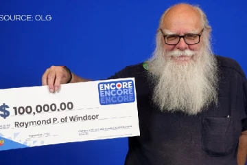 40 ஆண்டுகளாக லொத்தர் சீட்டிலுப்பில் பங்கேற்ற முதியவருக்கு கிட்டிய அதிர்ஸ்டம்
