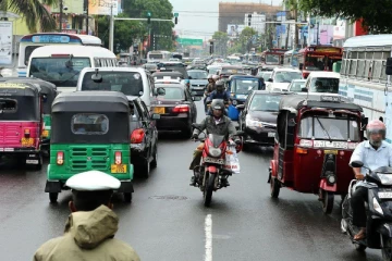 கொழும்பு – நீர்கொழும்பு வீதியில்  கடும் வாகன நெரிசல்