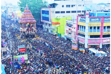 குலுங்கியது மதுரை..!சித்திரை திருவிழா தேரோட்டம் கோலாகலம் - லட்சக்கணக்கான பக்தர்கள் பங்கேற்பு