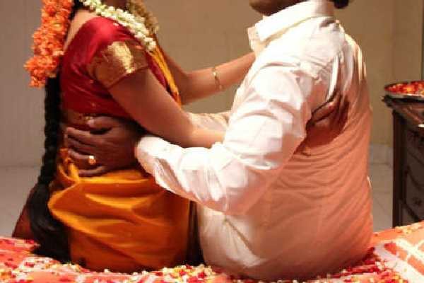 முதல் இரவில் வெளிப்பட்ட உண்மை; மனைவி கூறிய தகவலால் அதிர்ச்சியடைந்த மணமகன்! | The Truth Revealed First Night Shocked Groom