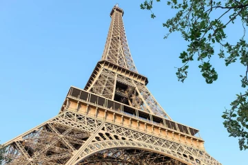 ஈபிள் கோபுரம் உயரம் அதிகரிப்பு  - காரணம் என்ன?