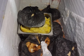 சாய்ந்தமருது பகுதியில் உணவகங்கள் மற்றும் வீதியோர மரக்கறி விற்பனை நிலையங்கள் பரிசோதனை