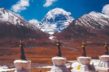 நான் பார்வதி தேவியின் அவதாரம் - சீன எல்லையில் அடம்பிடித்து தங்கியிருந்த பெண்?