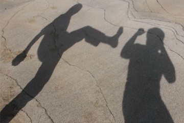 நாவாந்துறையில் இருவருக்கிடையில் மோதல்! ஒருவர் வைத்தியசாலையில் அனுமதி