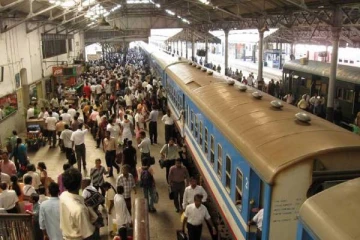 புகையிரத பயணிகளின் நெரிசலைக் குறைக்க அரசாங்கம் முன்னெடுத்த அதிரடி நடவடிக்கை!