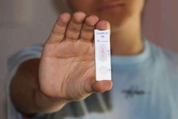 இலவச கொரோனா பரிசோதனைகள் தொடர்பில் சுவிஸ் மக்களுக்கு ஒரு நல்ல செய்தி