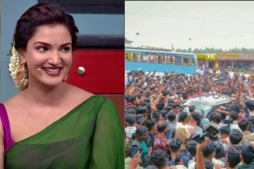 நடிகை மீது விழுந்த ரசிகர்கள்.. மிகப்பெரிய கூட்டத்தில் சிக்கிக்கொண்ட வீடியோ