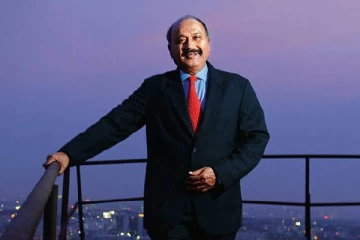 ரூ 3 லட்சம் முதலீட்டில் தொழில் தொடங்கிய தென்னிந்தியர்... அவரது நிறுவனம் ஒன்றின் மதிப்பு ரூ 73,575 கோடி