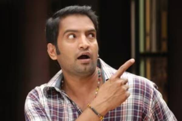 மீண்டும் ஆரம்பித்த இடத்திற்கே வந்த நடிகர் சந்தானம்.. | Santhanam Again Return To His Comedy Track மீண்டும் ஆரம்பித்த இடத்திற்கே வந்த நடிகர் சந்தானம்.. | Santhanam Again Return To His Comedy Track