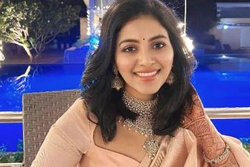 15 வருடமாக நடிக்கும் அஞ்சலியின் மொத்த சொத்து மதிப்பு இவ்வளவுதானா?