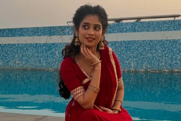 பிக் பாஸ் ஜனனியா இது! எப்படி இருக்கிறார் பாருங்க... லேட்டஸ்ட் போட்டோஷூட்...