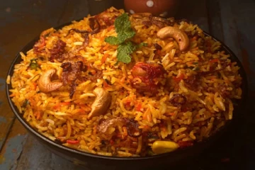 மணக்க மணக்க மஷ்ரூம் பிரியாணி ஒரு தடவ இப்படி பண்ணுங்க ரெசிபி இதோ!