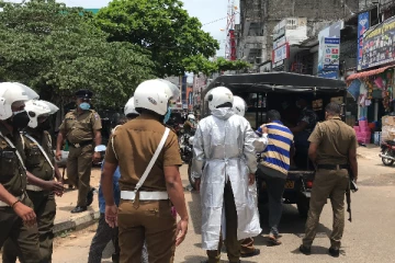 11 வாள்களுடன் 22 வயது இளைஞர் கைது..! யாழில் சம்பவம்