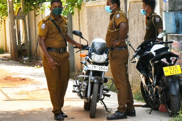 யாழ்ப்பாணத்தில் மூன்று இளைஞர்கள் கைது | Three Youths Arrested In Jaffna With Drugs