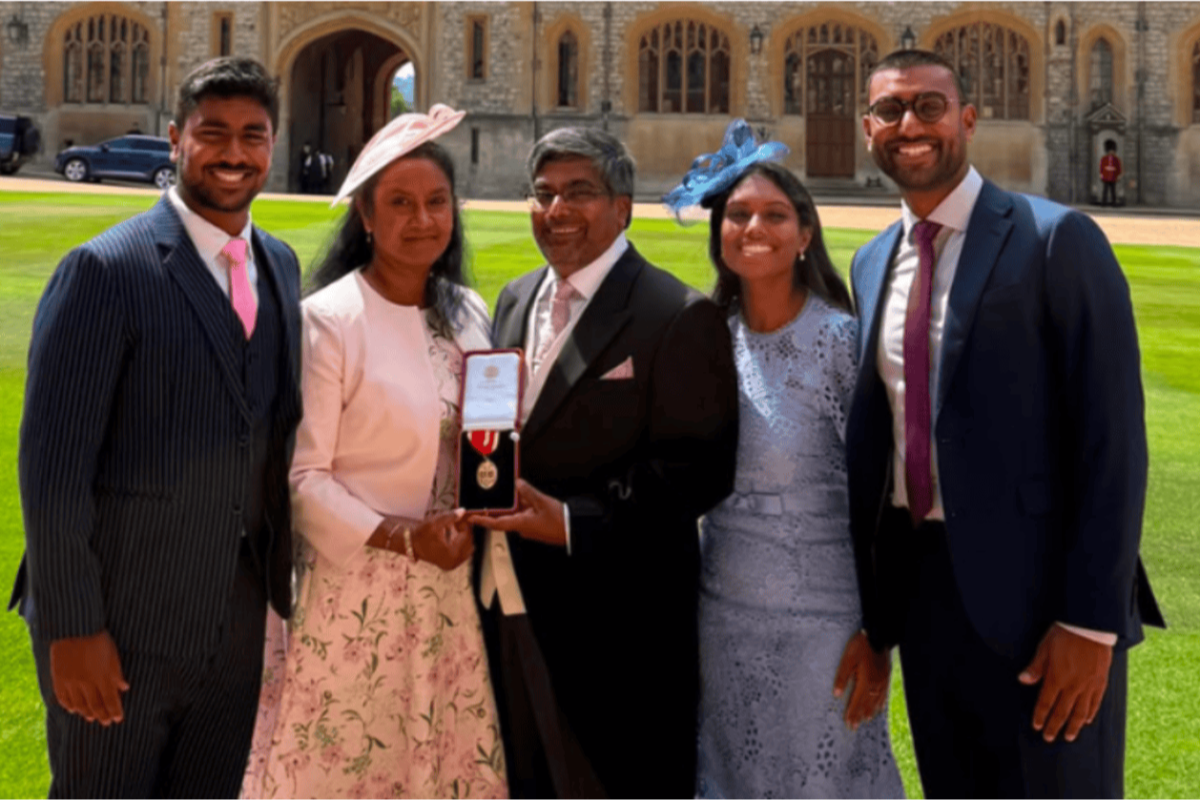 ஈழத்தமிழருக்கு பிரித்தானியாவில் கிடைத்த அதி உயர் கௌரவம் | Knights Sri Lankan Born Prof Nishan Canagarajah ஈழத்தமிழருக்கு பிரித்தானியாவில் கிடைத்த அதி உயர் கௌரவம் | Knights Sri Lankan Born Prof Nishan Canagarajah