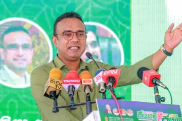 நாடு மீண்டும் வீழ்ச்சியடையும் என எதிர்கட்சிகள் காத்திருக்கின்றன : மனுஷ நாணயக்கார