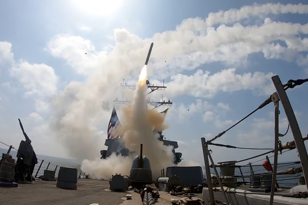 ட்ரம்பின் அதிரடி அறிவிப்பு ; ஈரானின் 09 கடற்படைக் கப்பல்களை வேட்டையாடியது அமெரிக்கா | Us Targets 9 Iranian Naval Ships