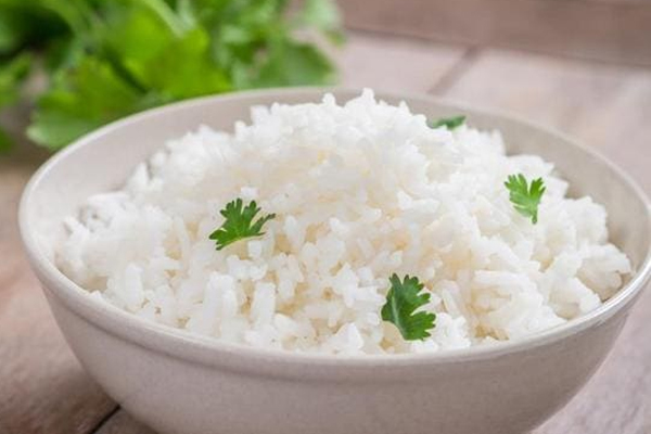 அரிசியை ஊற வைத்து சமைத்து பாருங்க... ஏகப்பட்ட நன்மையினை பெறுவீங்க | Why Soaking Rice Before Cooking You Know Reason