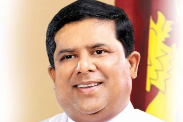 காலையில் எம்.பி;  மாலையில் அமைச்சர்!