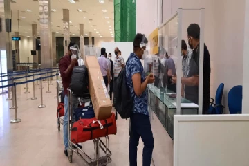 இந்தியாவில் இருந்து வந்த வர்த்தகர் கட்டுநாயக்கவில் கைது