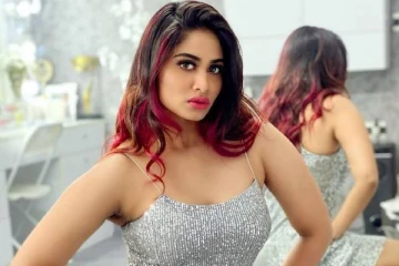 நீச்சல் குளம் பக்கத்தில் குட்டை உடையில் ஷிவானி நாராயணன்- வைரல் போட்டோ