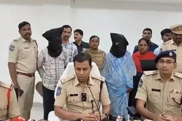 காதலனுடன் நெருக்கம்; கணவன், 22 வயது மகளை கொன்று தாய் வெறிச்செயல்!