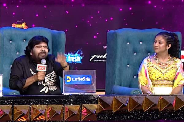 சிங்கிள் பசங்க: சிம்பு போல் மிமிக்ரி செய்த TR! கண்ணீரில் மூழ்கிய அரங்கம் | Single Pasanga Season 1 Tr Rajendran Mimicry Video