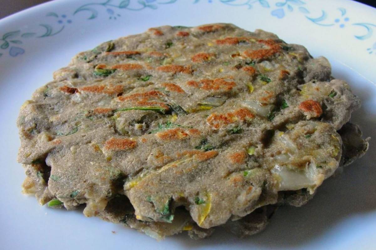 உடல் எடையை குறைக்க உதவும் கம்பு ரொட்டி.., எப்படி செய்வது? | Kambu Roti Recipe In Tamil